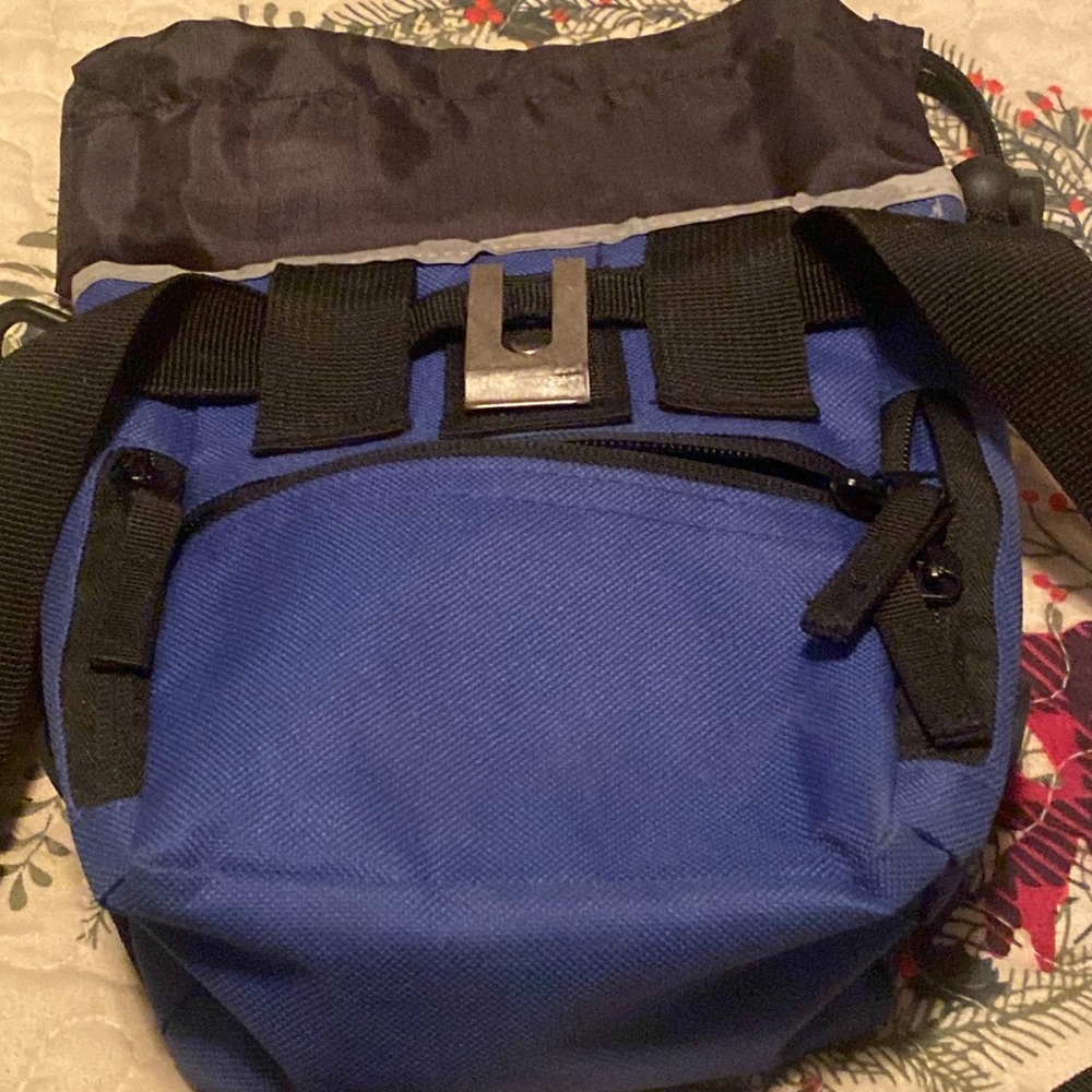 Pet Treat Carrier - Picture 3 of 5